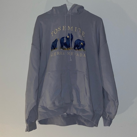 BNWT periwinkle yosemite christy hoodie - Picture 2 of 3